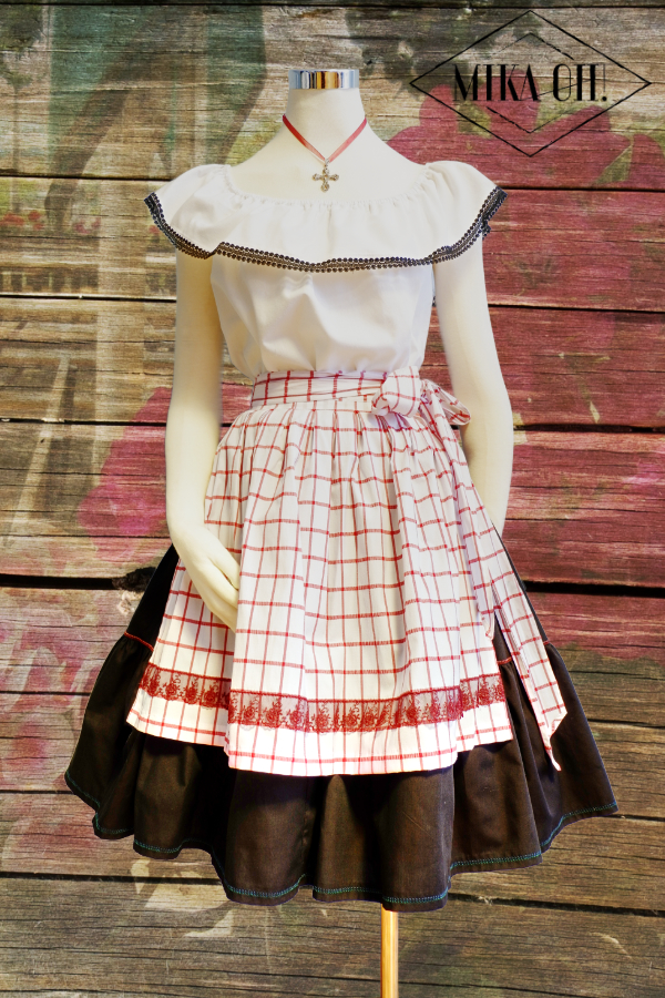 Dirndl Look web
